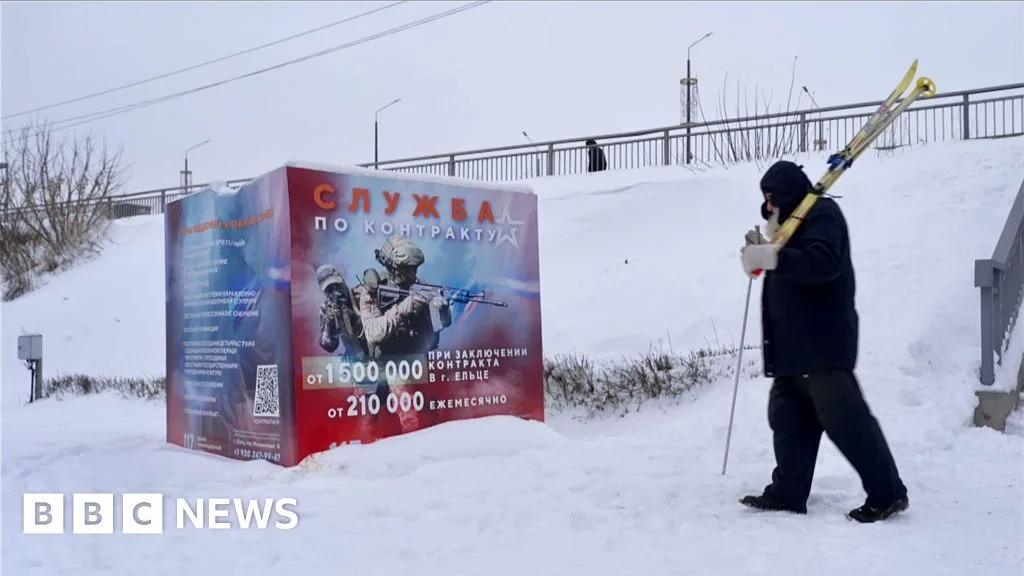 Four Years of War in Ukraine: Economic Impact on Russia and Ukrainian Reflections