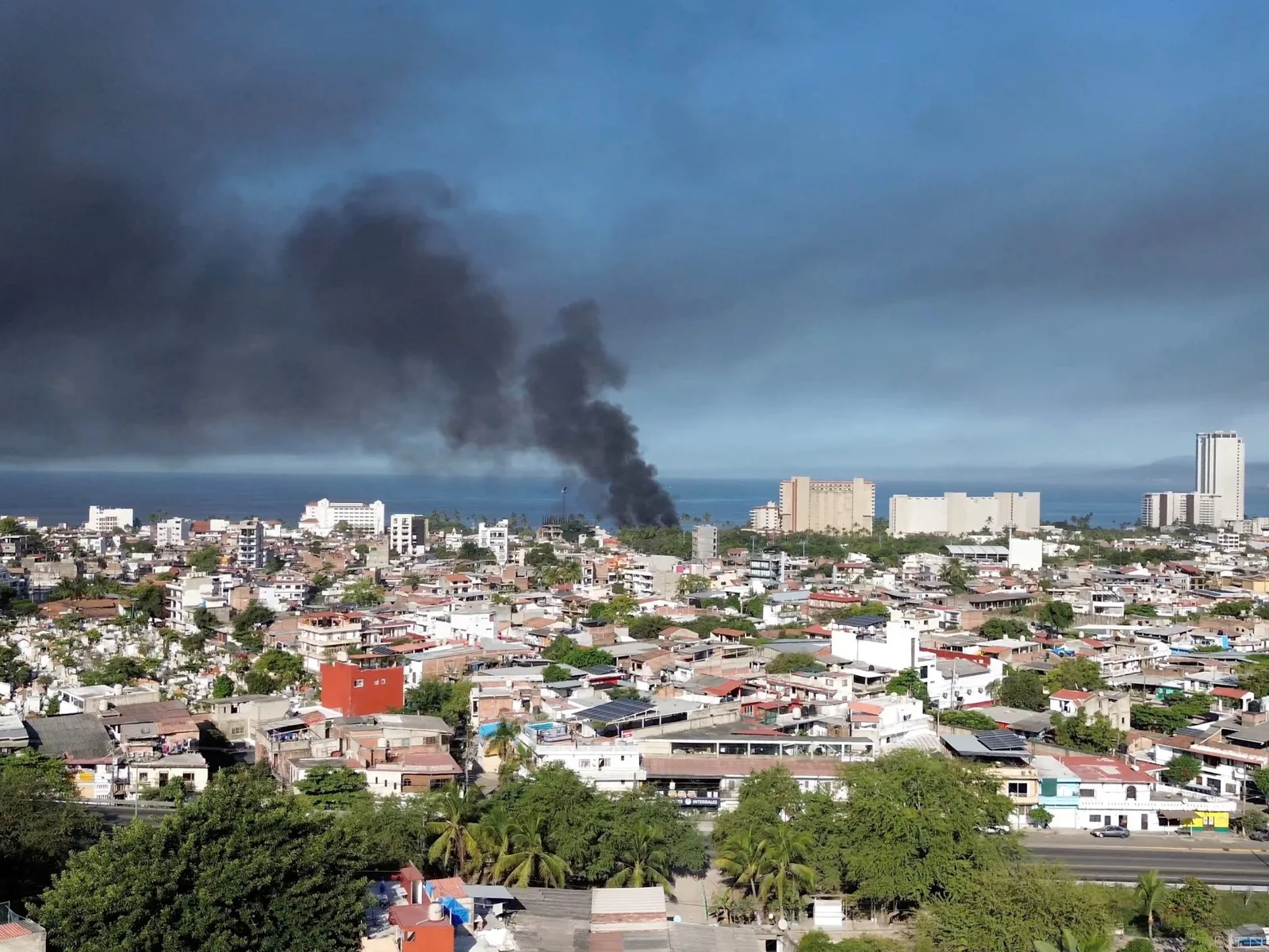 Reports of Cartel Leader 'El Mencho' Killing Linked to Violence Across Mexico