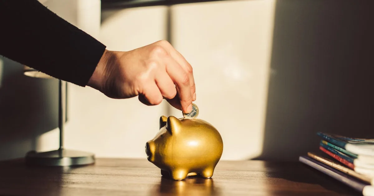 Overview of Gold Investment Considerations and Current Market Value of $100,000 in Gold