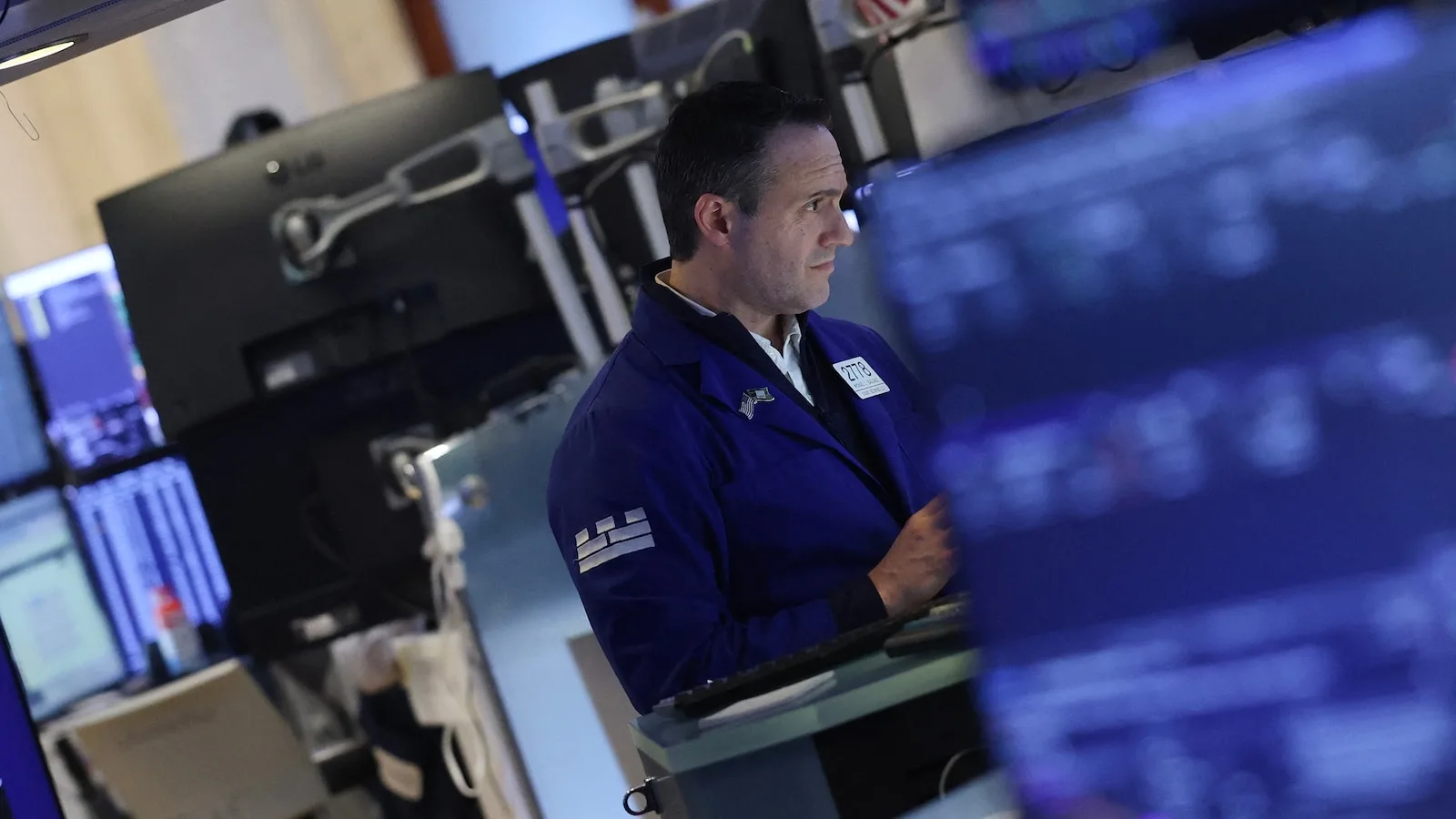 US Announces 15% Tariff on Imports Affecting Global Trade and Markets